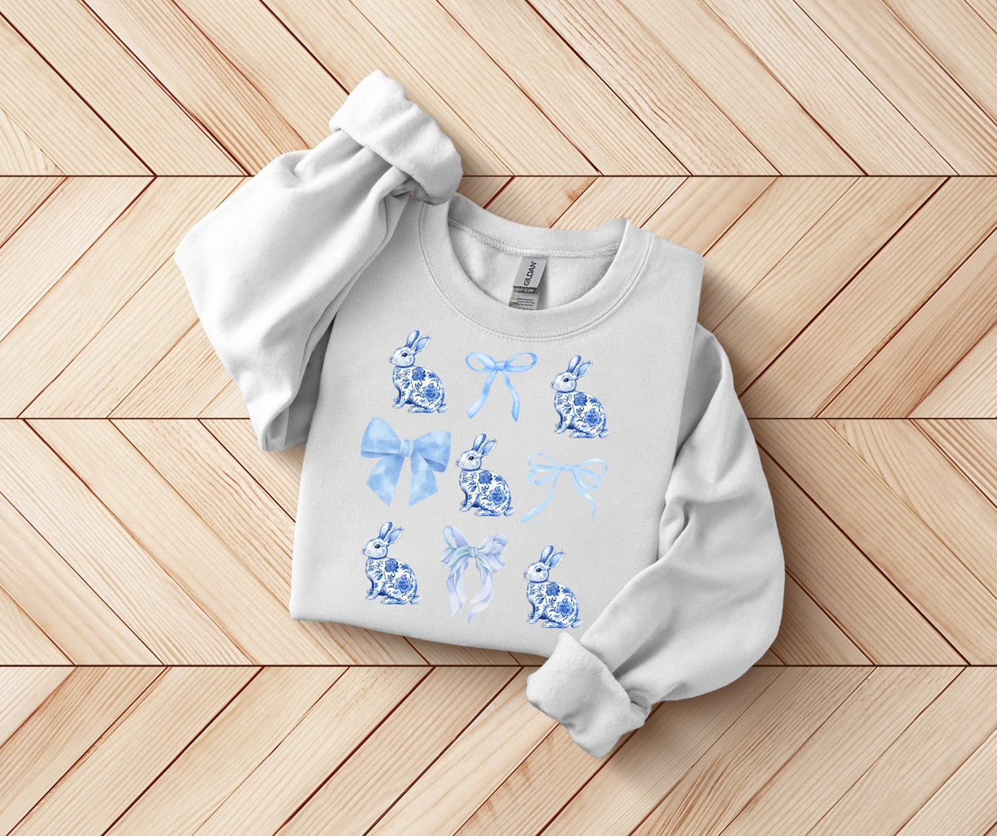 Chinoiserie Bunny SWEATSHIRT.